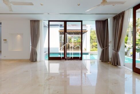 166-Ocean-Dr-Lobby