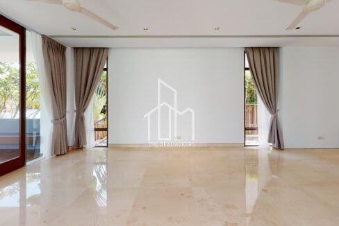 166-Ocean-Dr-Unfurnished (2)