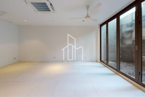 166-Ocean-Dr-Unfurnished (8)