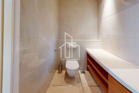 168-Ocean-Dr-Bathroom (5)