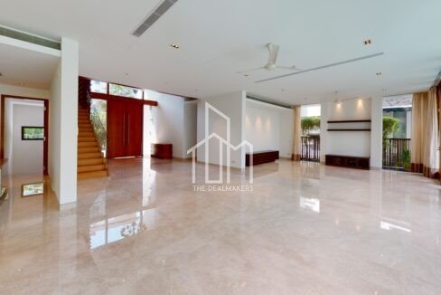 168-Ocean-Dr-Lobby