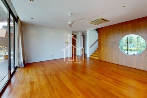 168-Ocean-Dr-Unfurnished (2)