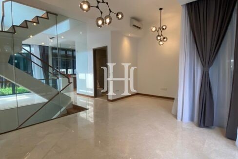 Living Room (2)